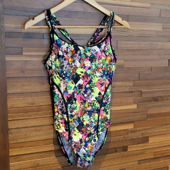 Funkita Size 10 Swimsuit - Picture 5 of 6